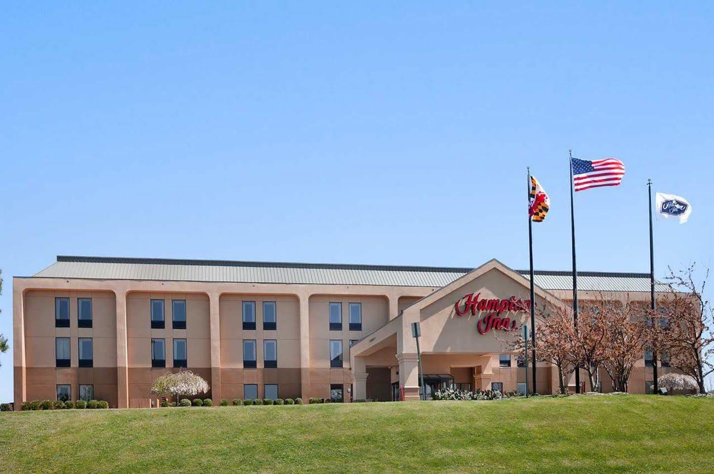 Hampton Inn Frostburg Exterior photo